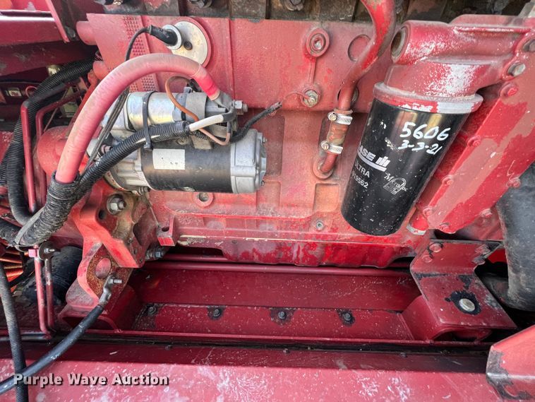 image for item ID9253 1994 Case IH 1688  RWA combine