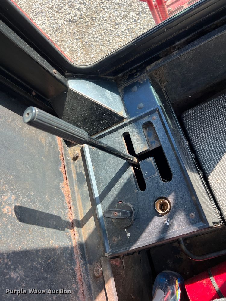 image for item ID9253 1994 Case IH 1688  RWA combine