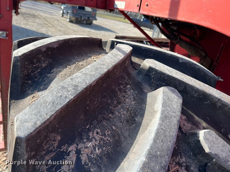 image for item ID9253 1994 Case IH 1688  RWA combine