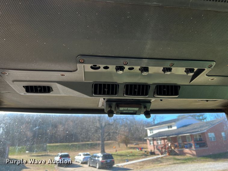 image for item ID9259 1979 John Deere 8820  combine