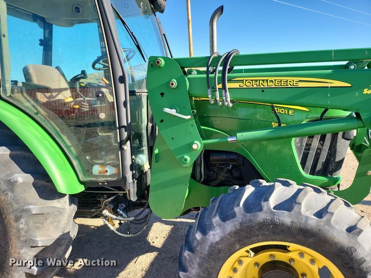 image for item IU9902 2010 John Deere 5101E  MFWD tractor