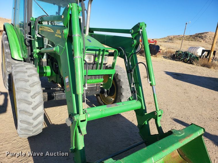 image for item IU9902 2010 John Deere 5101E  MFWD tractor