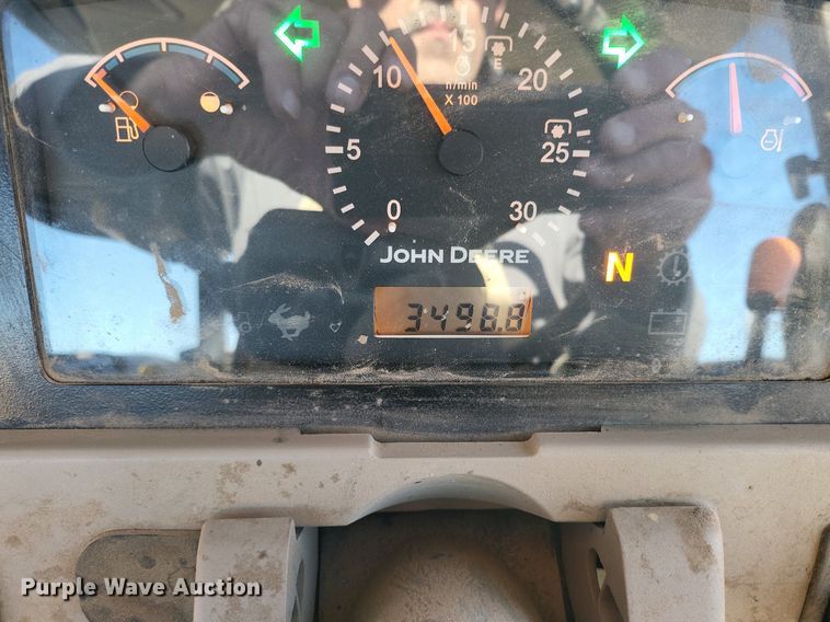 image for item IU9902 2010 John Deere 5101E  MFWD tractor