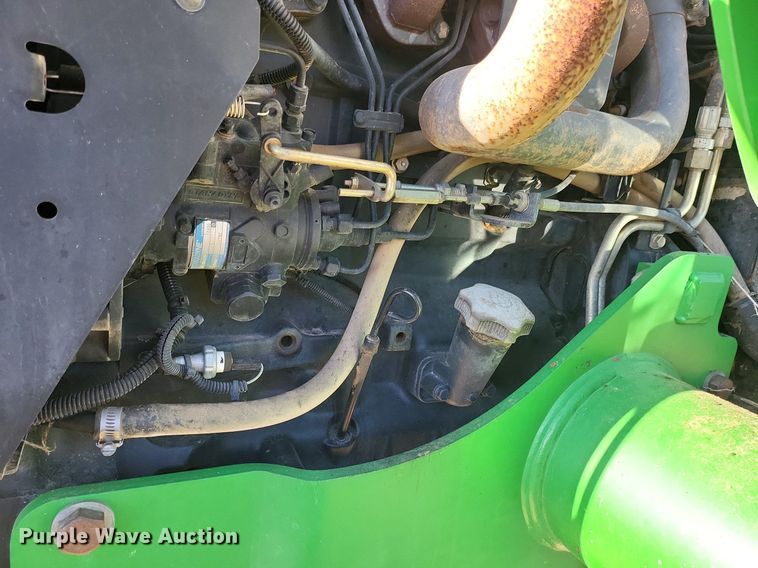 image for item IU9902 2010 John Deere 5101E  MFWD tractor