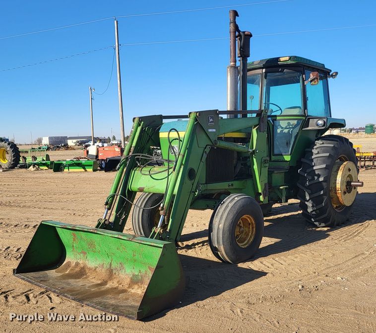 image for item IU9918 1976 John Deere 4630  tractor