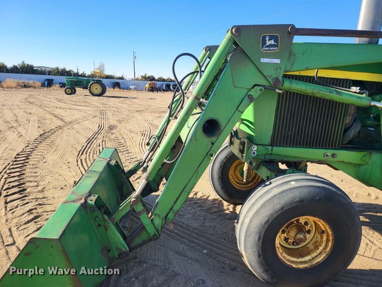 image for item IU9918 1976 John Deere 4630  tractor