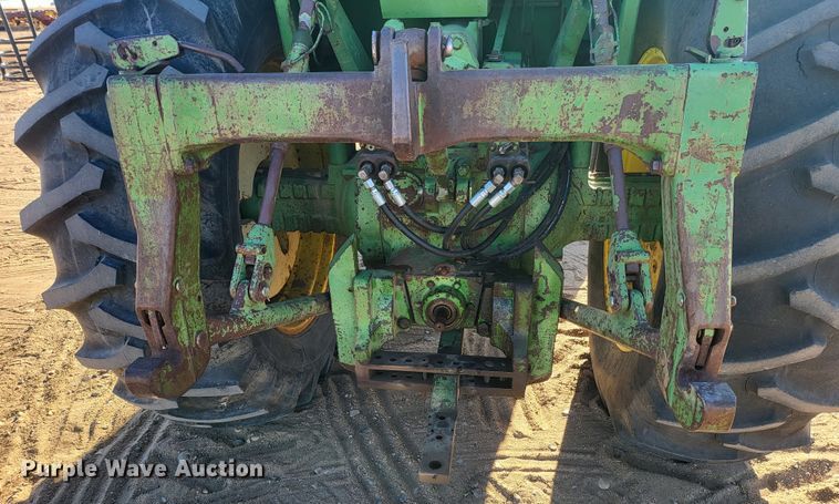 image for item IU9918 1976 John Deere 4630  tractor
