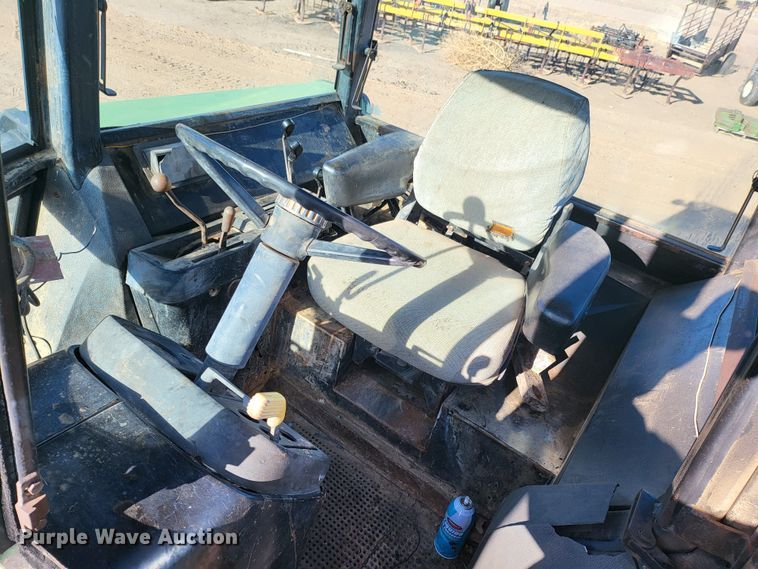 image for item IU9918 1976 John Deere 4630  tractor