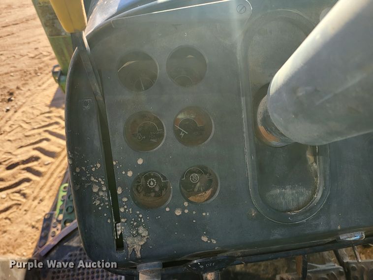 image for item IU9918 1976 John Deere 4630  tractor