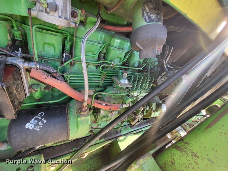 image for item IU9918 1976 John Deere 4630  tractor