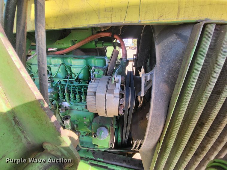 image for item IU9918 1976 John Deere 4630  tractor