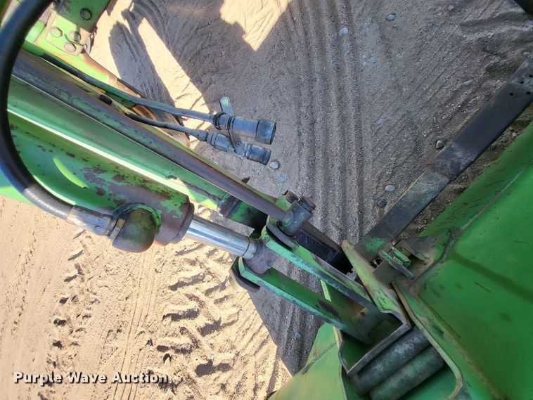 image for item IU9918 1976 John Deere 4630  tractor