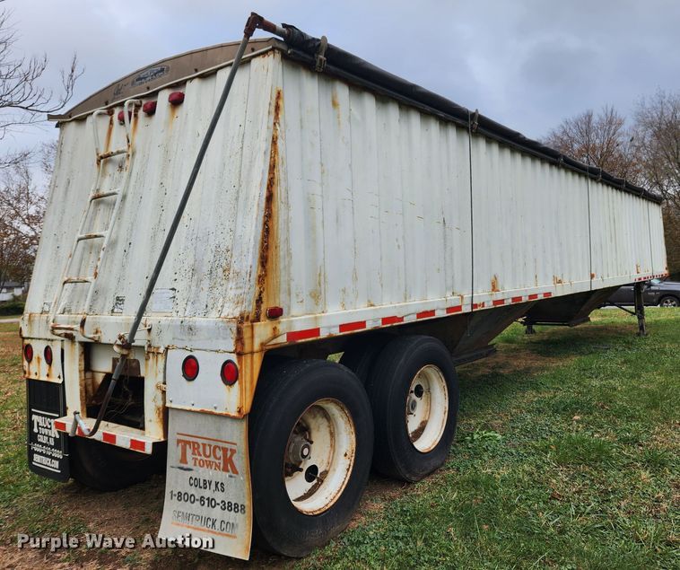 image for item JB9754 2001 Jet  grain trailer