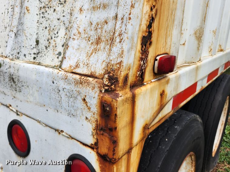 image for item JB9754 2001 Jet  grain trailer