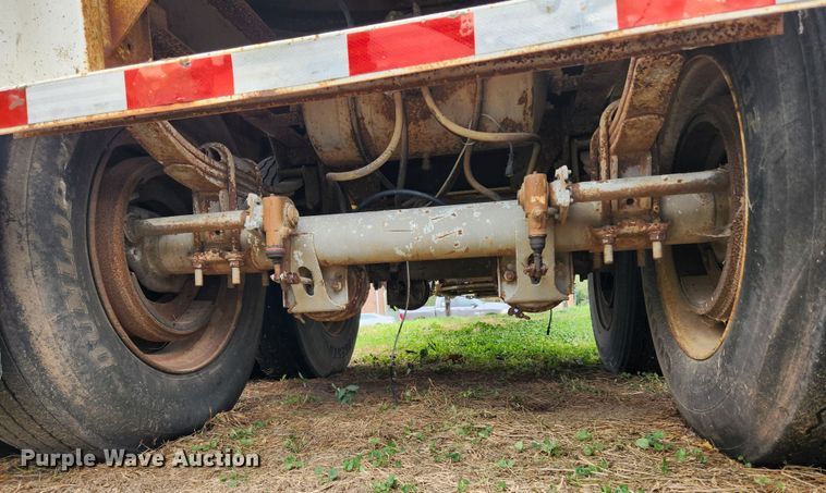 image for item JB9754 2001 Jet  grain trailer