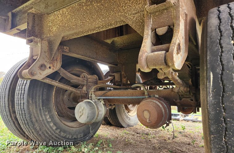 image for item JB9754 2001 Jet  grain trailer