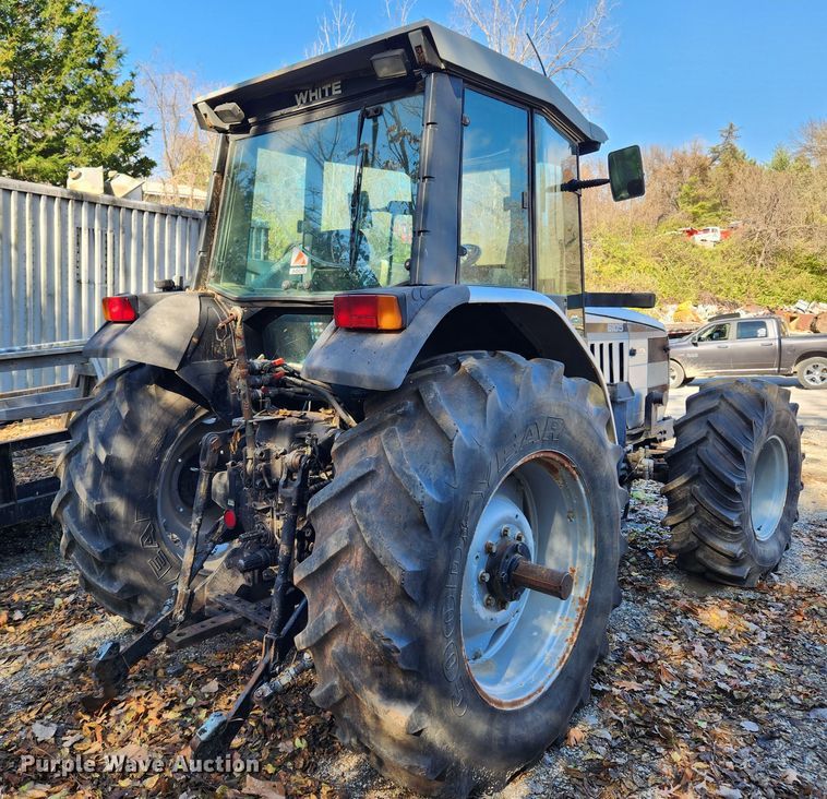 image for item JB9759 1995 White 6105  MFWD tractor