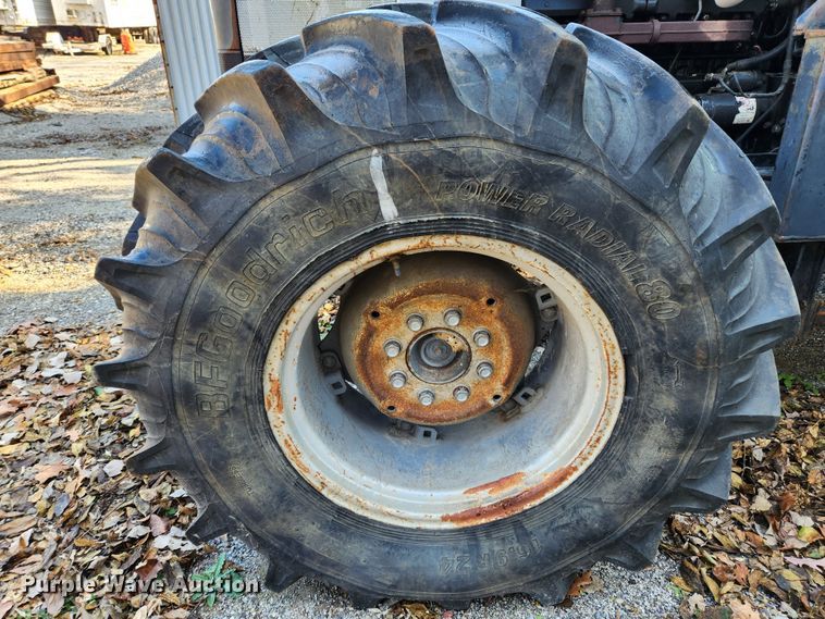 image for item JB9759 1995 White 6105  MFWD tractor