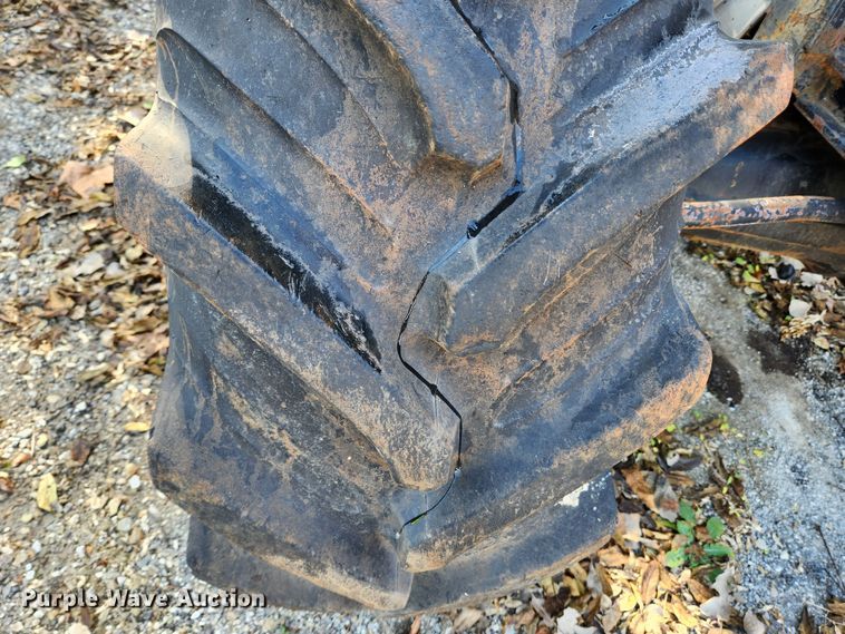 image for item JB9759 1995 White 6105  MFWD tractor