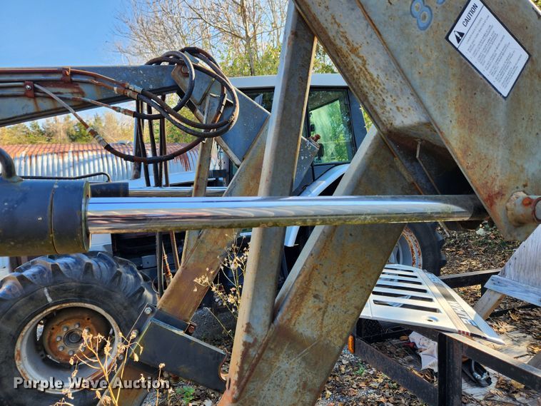 image for item JB9759 1995 White 6105  MFWD tractor