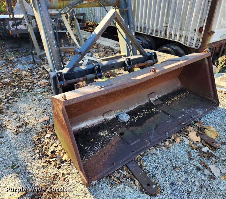 image for item JB9759 1995 White 6105  MFWD tractor