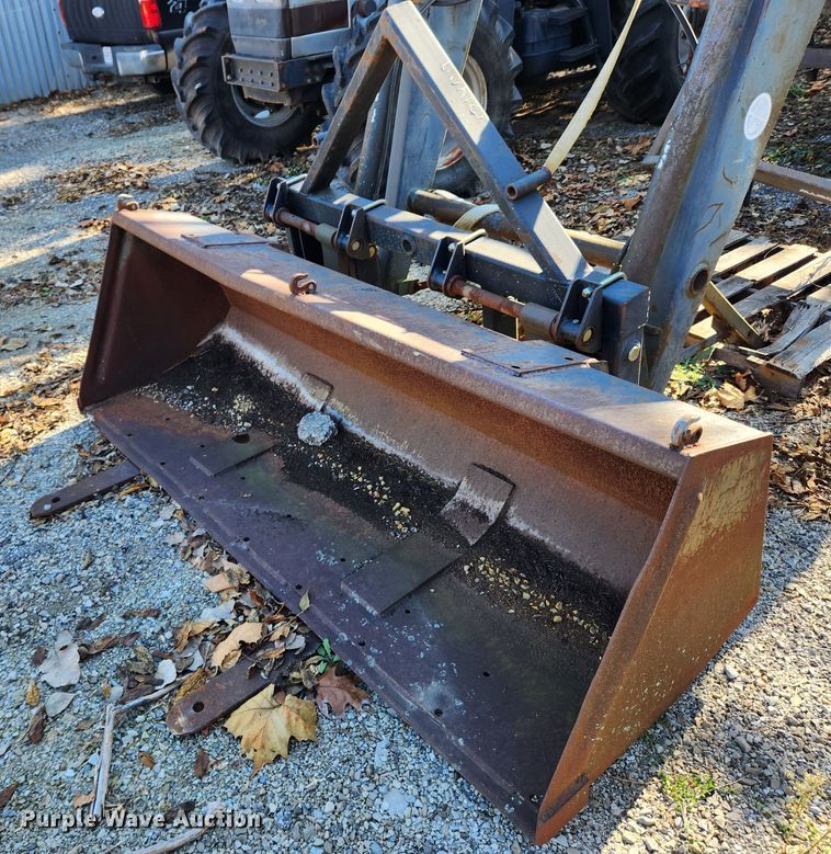 image for item JB9759 1995 White 6105  MFWD tractor