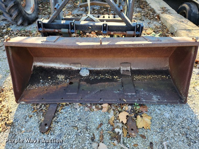 image for item JB9759 1995 White 6105  MFWD tractor