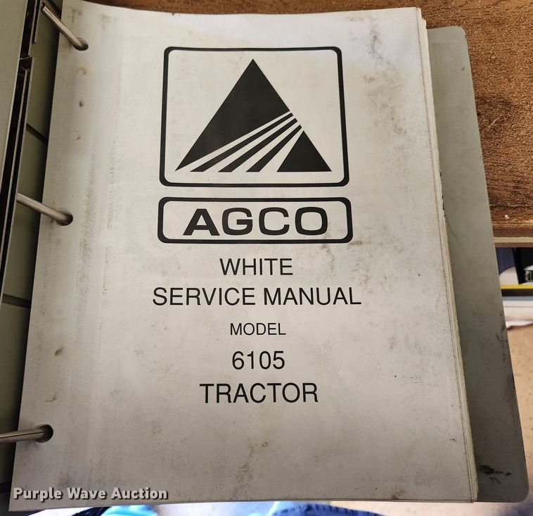 image for item JB9759 1995 White 6105  MFWD tractor