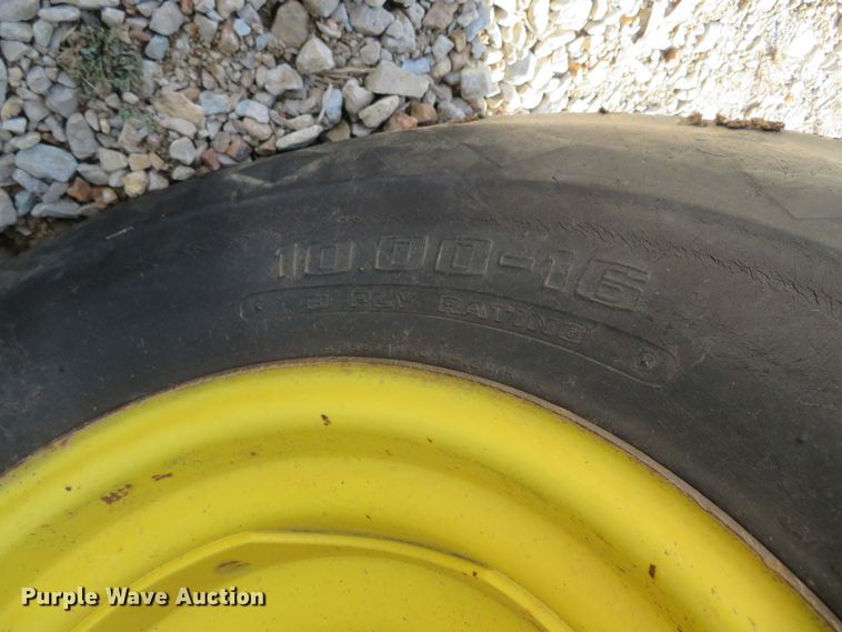 image for item JC9276 1977 John Deere 4630  tractor