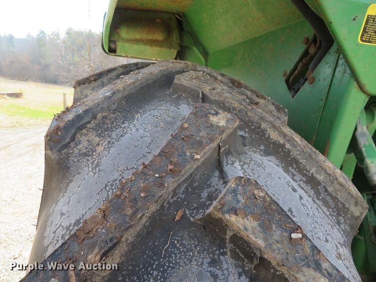 image for item JC9276 1977 John Deere 4630  tractor