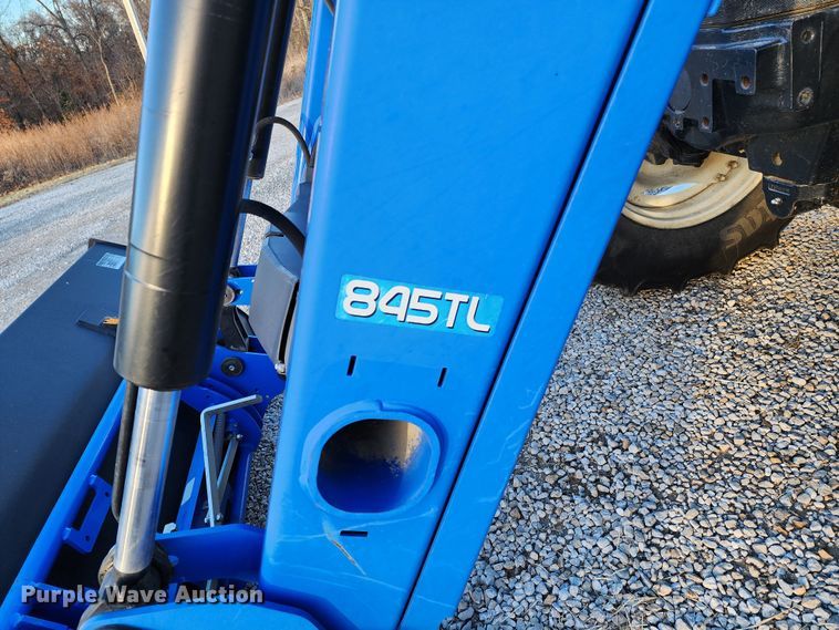 image for item JC9947 2014 New Holland T6.165  MFWD tractor