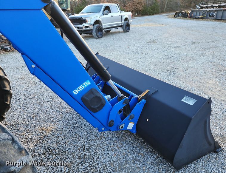 image for item JC9947 2014 New Holland T6.165  MFWD tractor