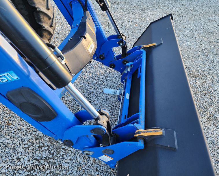 image for item JC9947 2014 New Holland T6.165  MFWD tractor