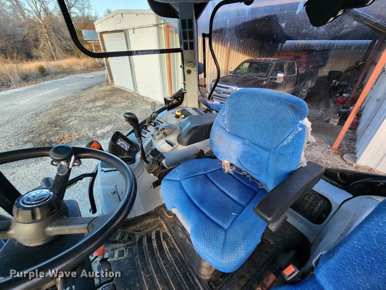 image for item JC9947 2014 New Holland T6.165  MFWD tractor