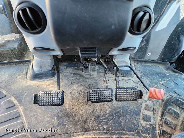 image for item JC9947 2014 New Holland T6.165  MFWD tractor