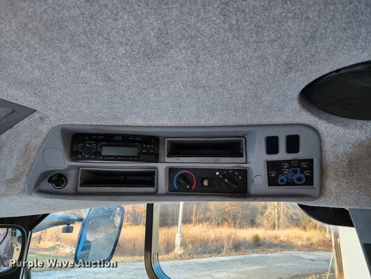 image for item JC9947 2014 New Holland T6.165  MFWD tractor