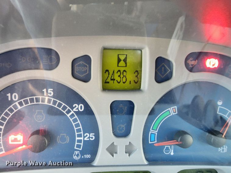 image for item JC9947 2014 New Holland T6.165  MFWD tractor