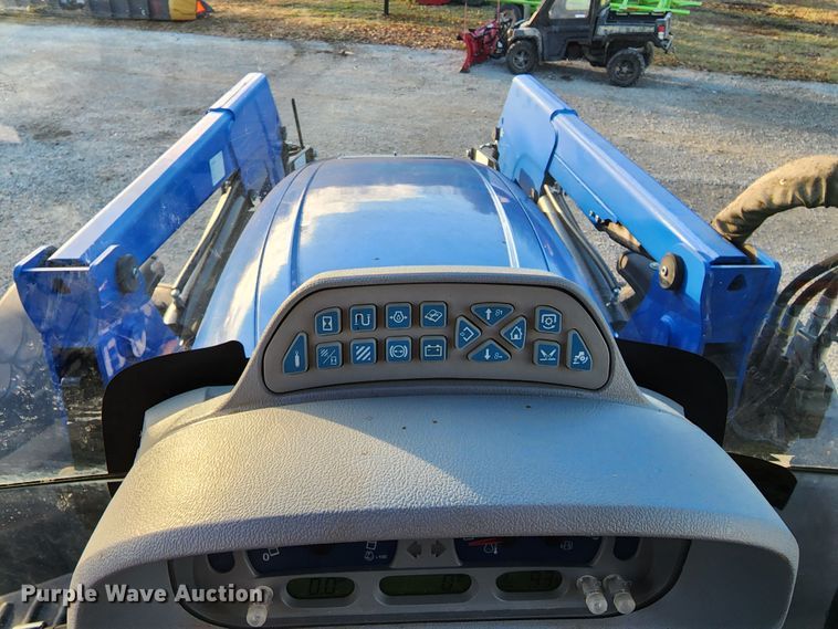 image for item JC9947 2014 New Holland T6.165  MFWD tractor