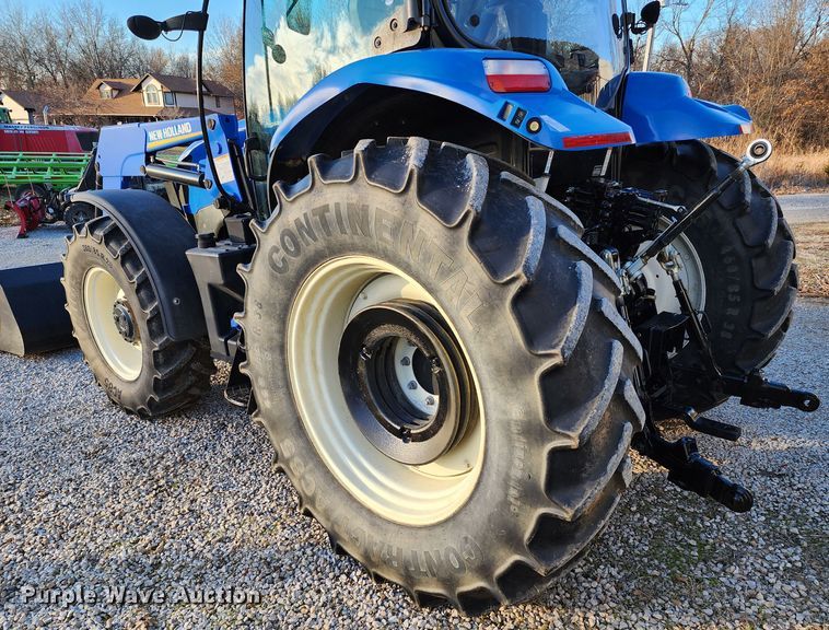 image for item JC9947 2014 New Holland T6.165  MFWD tractor