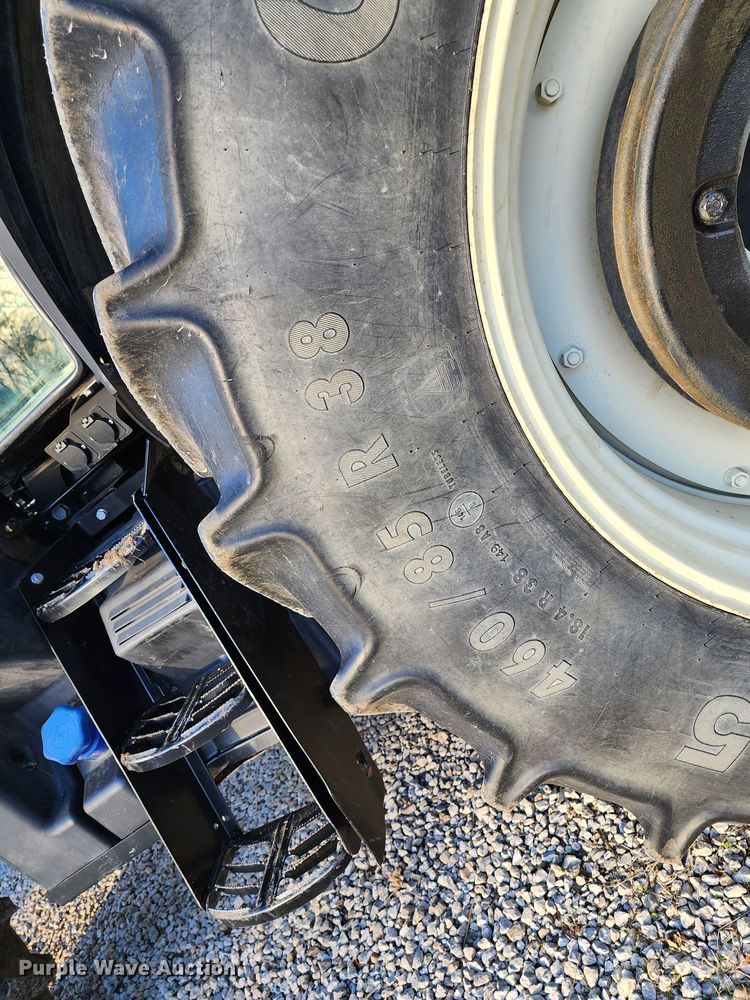 image for item JC9947 2014 New Holland T6.165  MFWD tractor