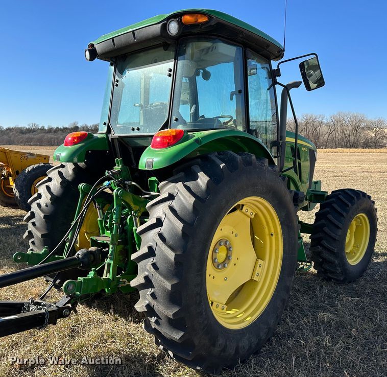 image for item JD9748 2014 John Deere 6115D  MFWD tractor