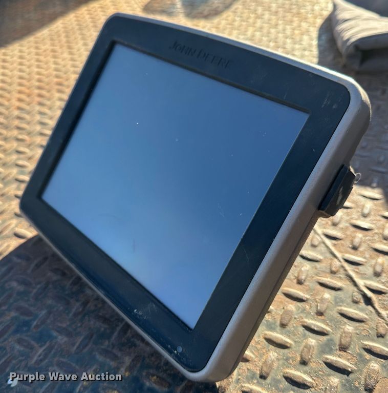 image for item JD9792 2018 John Deere  Greenstar 3 2630 GPS monitor