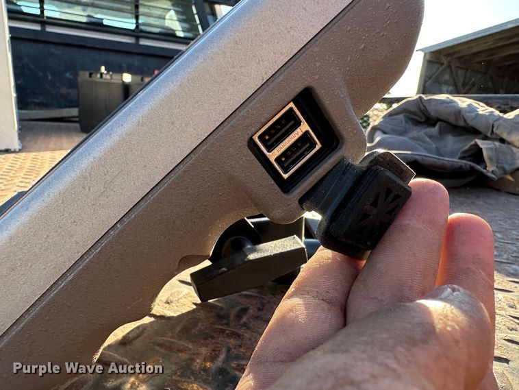 image for item JD9792 2018 John Deere  Greenstar 3 2630 GPS monitor