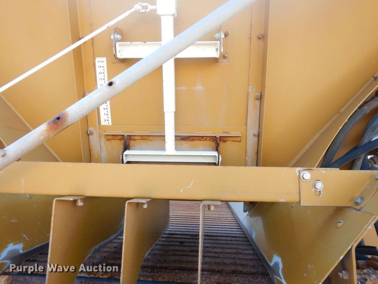 image for item JK9041 2000 AG Chem Terra-Gator 8104  spreader