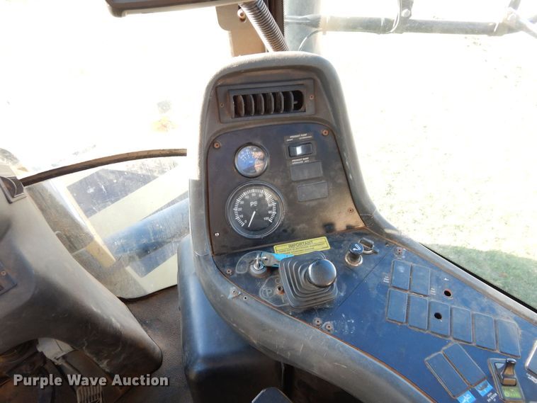 image for item JK9041 2000 AG Chem Terra-Gator 8104  spreader