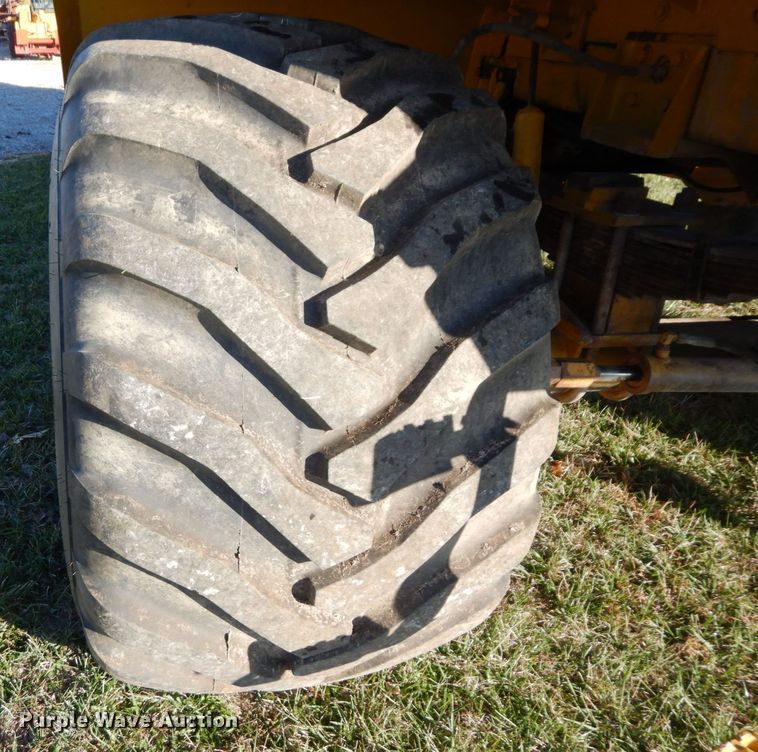 image for item JK9041 2000 AG Chem Terra-Gator 8104  spreader