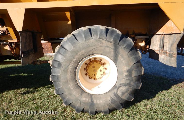 image for item JK9041 2000 AG Chem Terra-Gator 8104  spreader