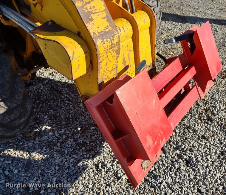 image for item JK9042 1998 JCB 520  telehandler