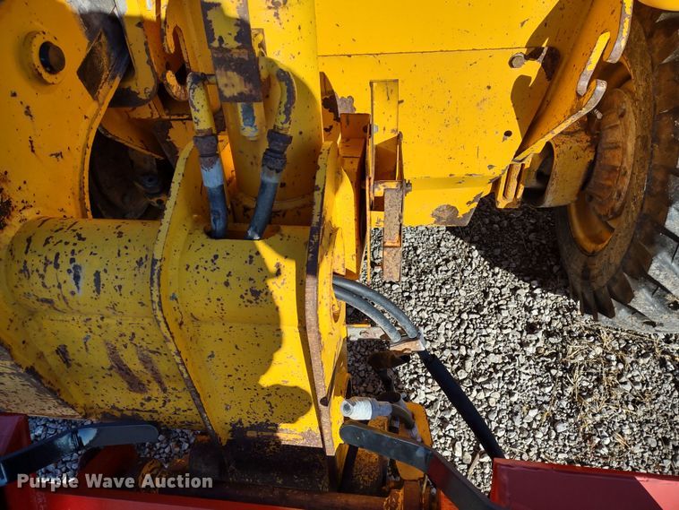 image for item JK9042 1998 JCB 520  telehandler