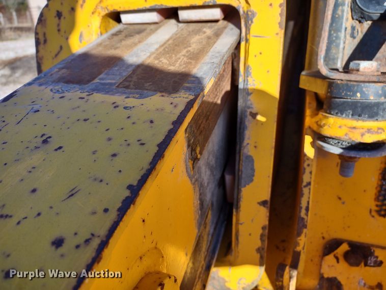 image for item JK9042 1998 JCB 520  telehandler